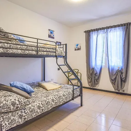 Apartamento Dani By Interhome Carriola